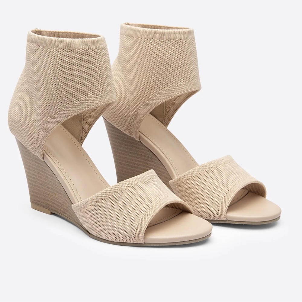 Wedge sandals Newbella size 7.5
